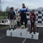 Podium-Douvrin-J10035_GF-150x150 <a href="https://www.ligue-de-karting-hdf.com/championnat-de-ligue-de-karting-des-hauts-de-france-2023-journee-1-a-douvrin/">Championnat de Ligue de Karting des Hauts de France 2023 journée 1 à Douvrin</a>